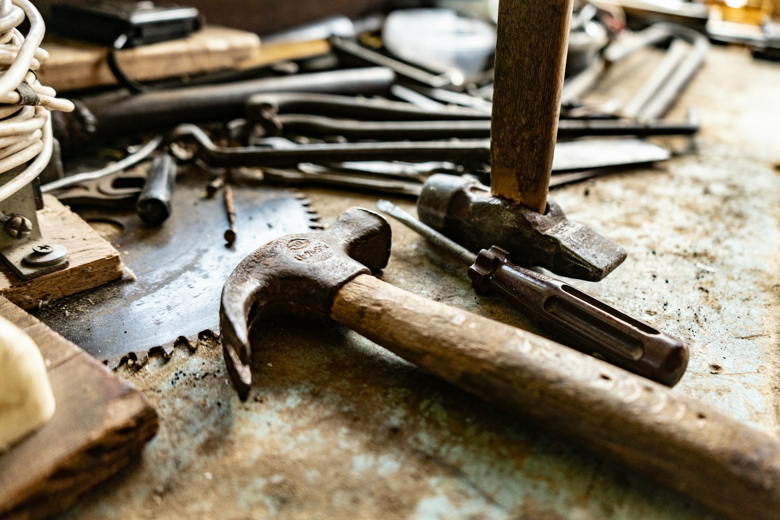 tradies looking for mental health support may not know the best way to find a therapist